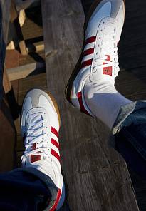 Фото № 3 с приближением к товару «‎Adidas Jeans »