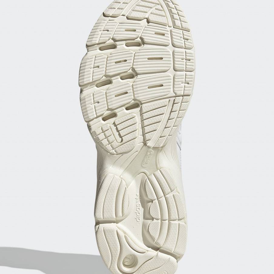Фото № 5 с приближением к товару «‎Adidas Astir W »