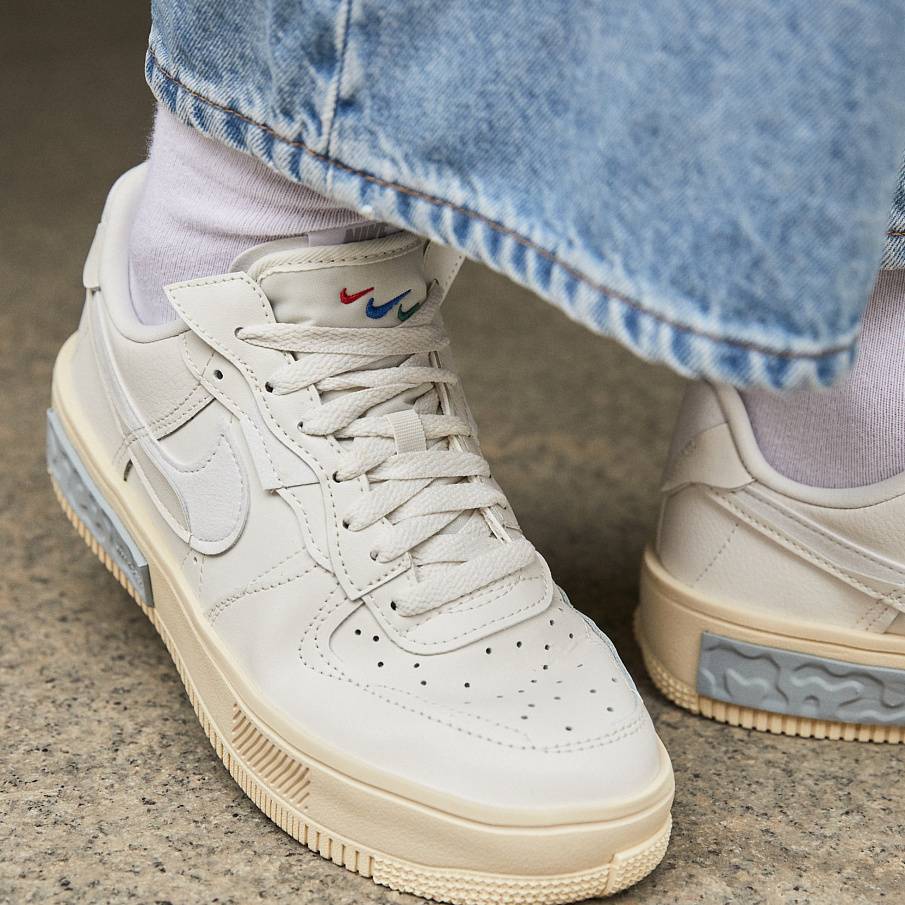 Фото № 2 с приближением к товару «‎Nike Air Force 1 Fontanka »