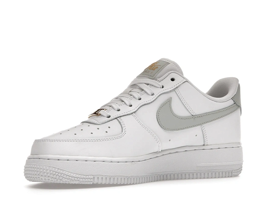 Фото № 2 с приближением к товару «‎Nike Air Force 1 Low White Grey Gold »