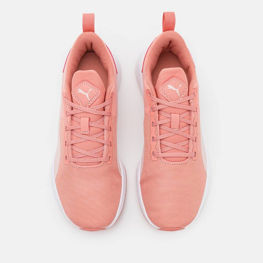 Фото № 3 с приближением к товару «‎Puma Flyer Runner»