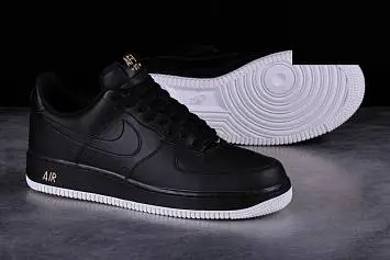 Nike Air Force 1 ’07  - 2