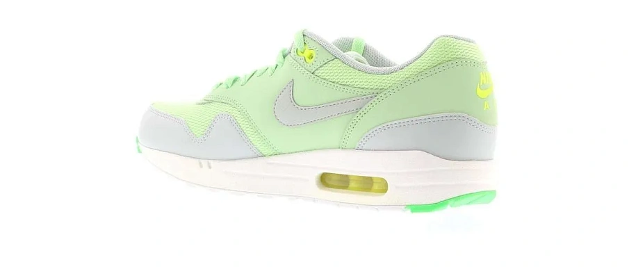 Фото № 3 с приближением к товару «‎Nike Air Max 1 Vapor Green»