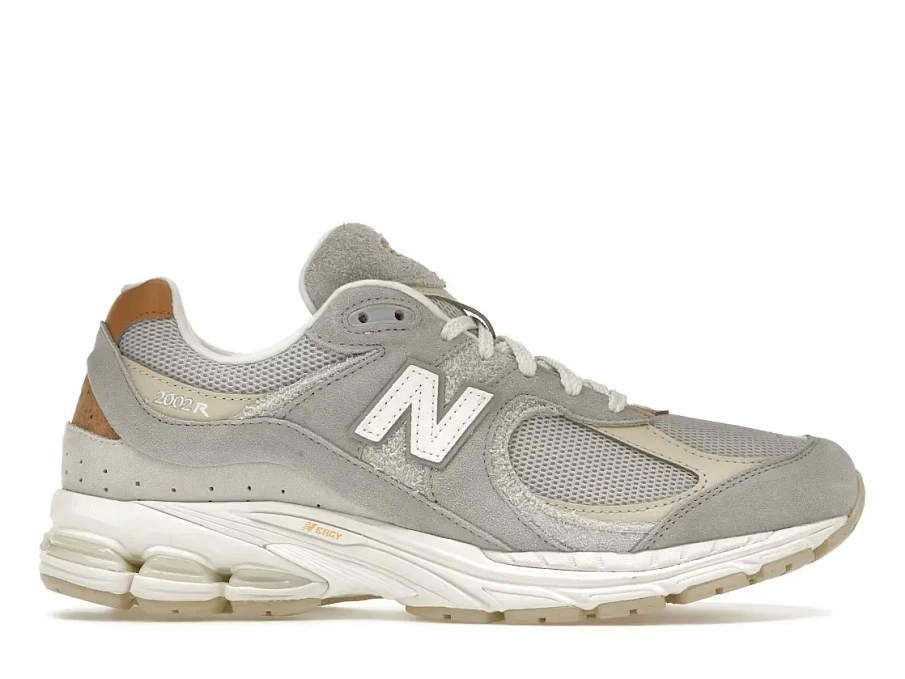 Фото № 1 с приближением к товару «‎New Balance 2002R»