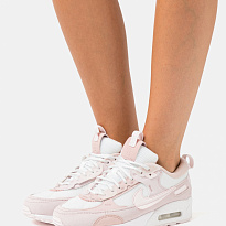 Фото № 2 с приближением к товару «‎Nike W Air Max 90 Futura »