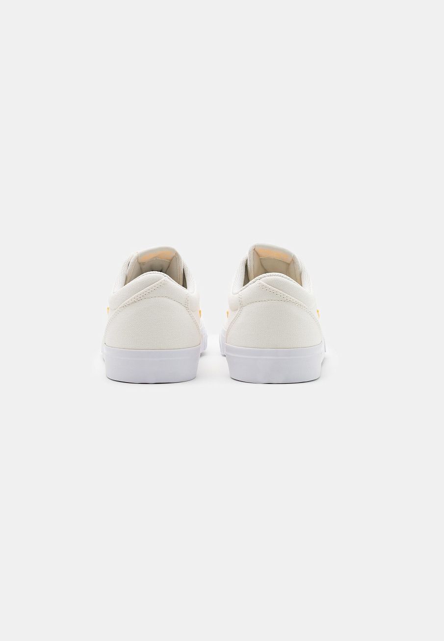 Фото № 3 с приближением к товару «‎Nike Charge Slr »