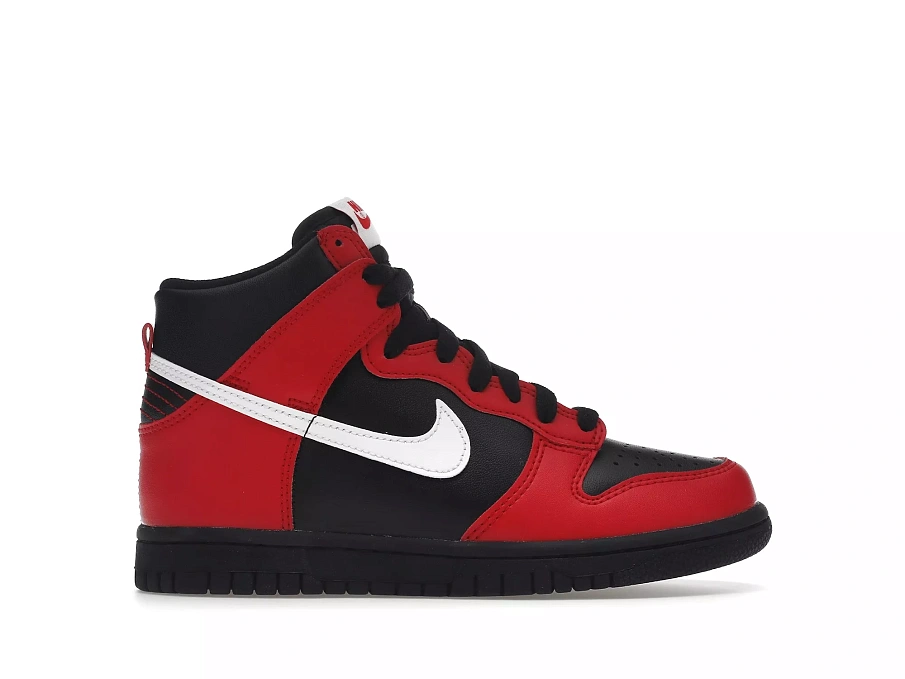 Фото № 1 с приближением к товару «‎Nike Dunk High Deadpool »