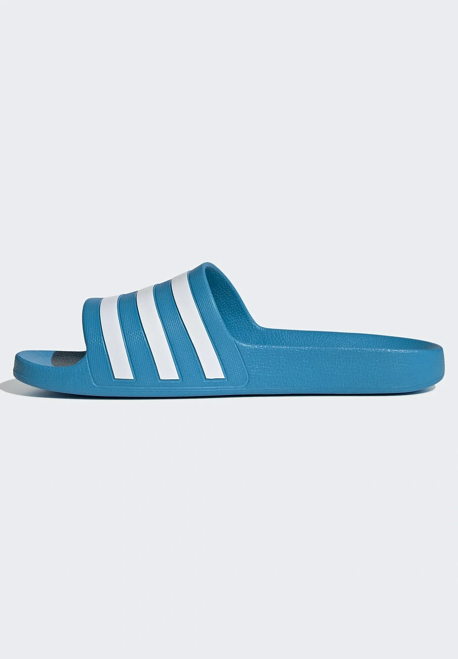 Фото № 1 с приближением к товару «‎ADILETTE AQUA»