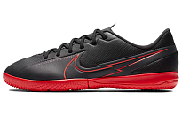 Фото № 1 с приближением к товару «‎Nike Mercurial Vapor 13 Academy IC GS 'Black Chile Red'»