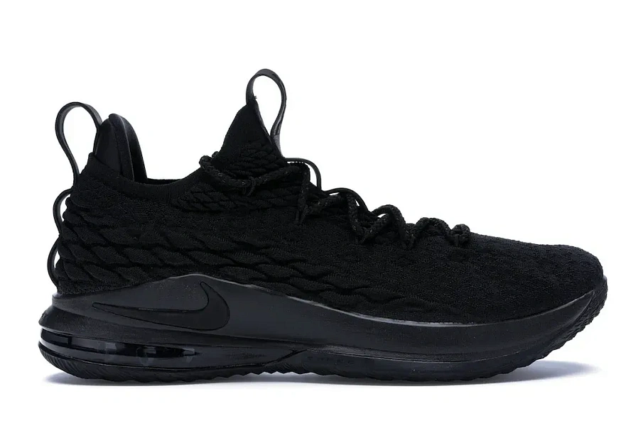 Фото № 1 с приближением к товару «‎Nike LeBron 15 Low Blackout»