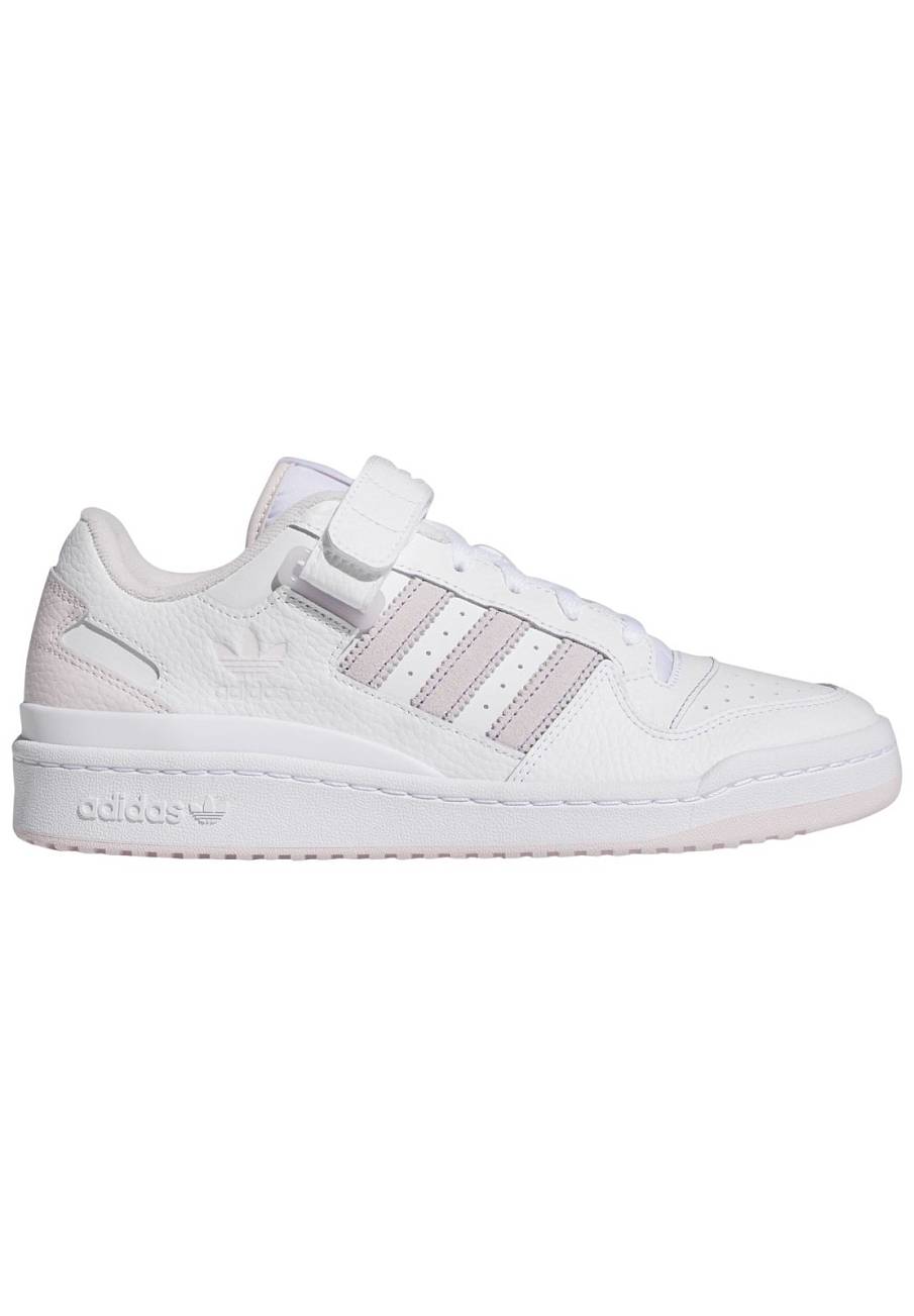 Фото № 1 с приближением к товару «‎Adidas Forum »