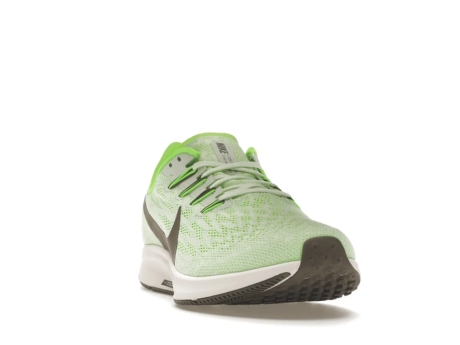 Фото № 2 с приближением к товару «‎Nike Air Zoom Pegasus 36 Electric Green Ridgerock»