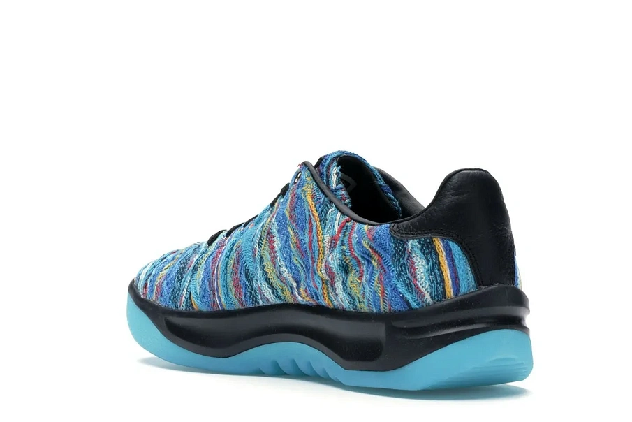 Фото № 6 с приближением к товару «‎Puma California Coogi»