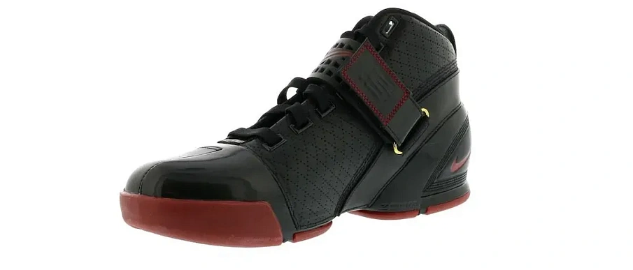 Фото № 4 с приближением к товару «‎Nike LeBron 5 Black Crimson Metallic Gold»