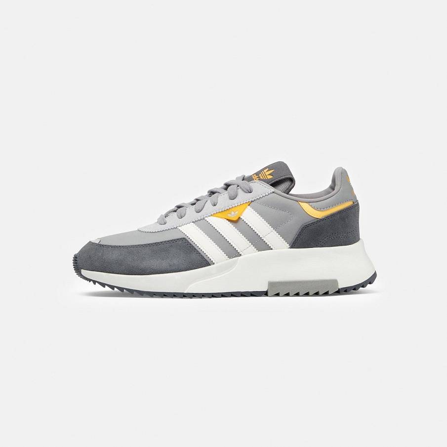 Фото № 1 с приближением к товару «‎Adidas Retropy F2 »