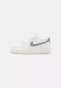 Фото № 1 с приближением к товару «‎AIR FORCE 1 '07 NEXT NATURE»
