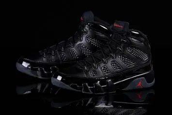 Nike Air Jordan 9 Retro  - 2