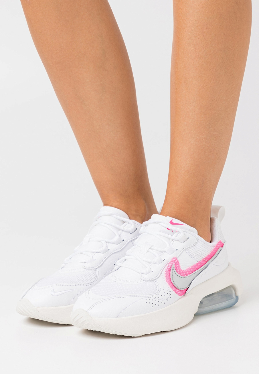 Фото № 2 с приближением к товару «‎Nike Air Max Verona »