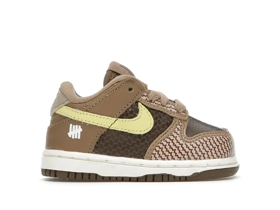 Фото № 1 с приближением к товару «‎Nike Dunk Low»