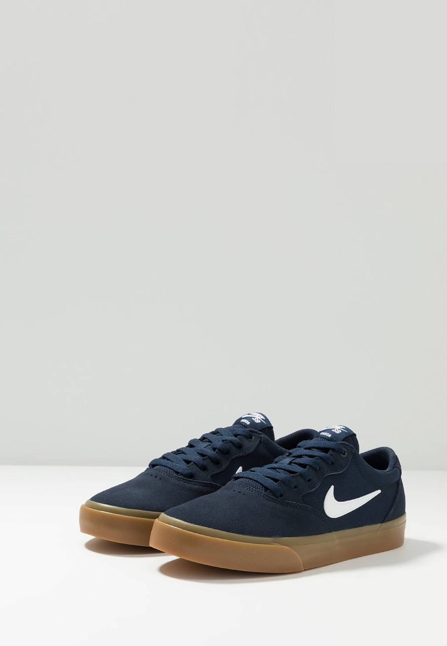 Фото № 3 с приближением к товару «‎Nike Chron »