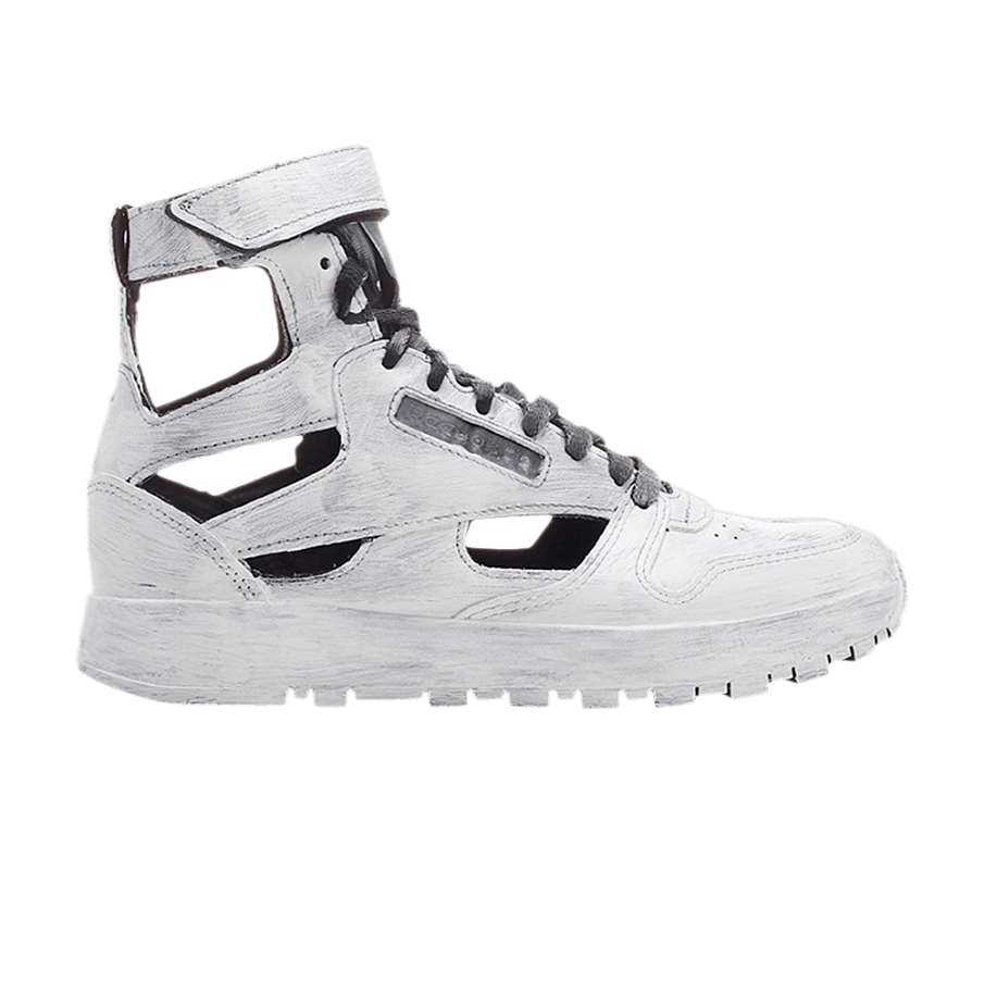 Фото № 1 с приближением к товару «‎Reebok x Maison Margiela Women's Classic Leather Tabi High Whiteout»