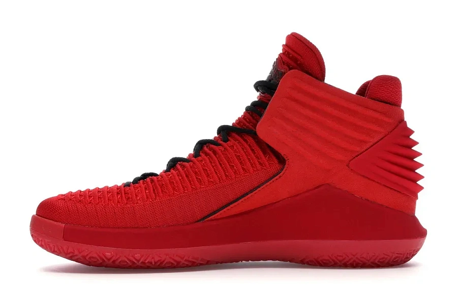 Фото № 3 с приближением к товару «‎Jordan XXXII Rosso Corsa»