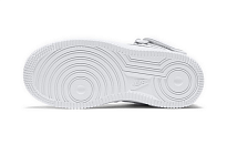 Фото № 4 с приближением к товару «‎Nike Air Force 1 Mid White»