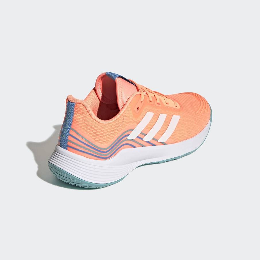 Фото № 4 с приближением к товару «‎Adidas Novaflight»