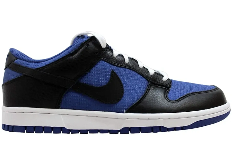 Фото № 1 с приближением к товару «‎Nike Dunk Low Wicked Purple/Black-Metallic Gold»
