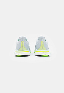 Фото № 3 с приближением к товару «‎Adidas Supernova»