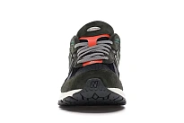 Фото № 2 с приближением к товару «‎New Balance 2002R»