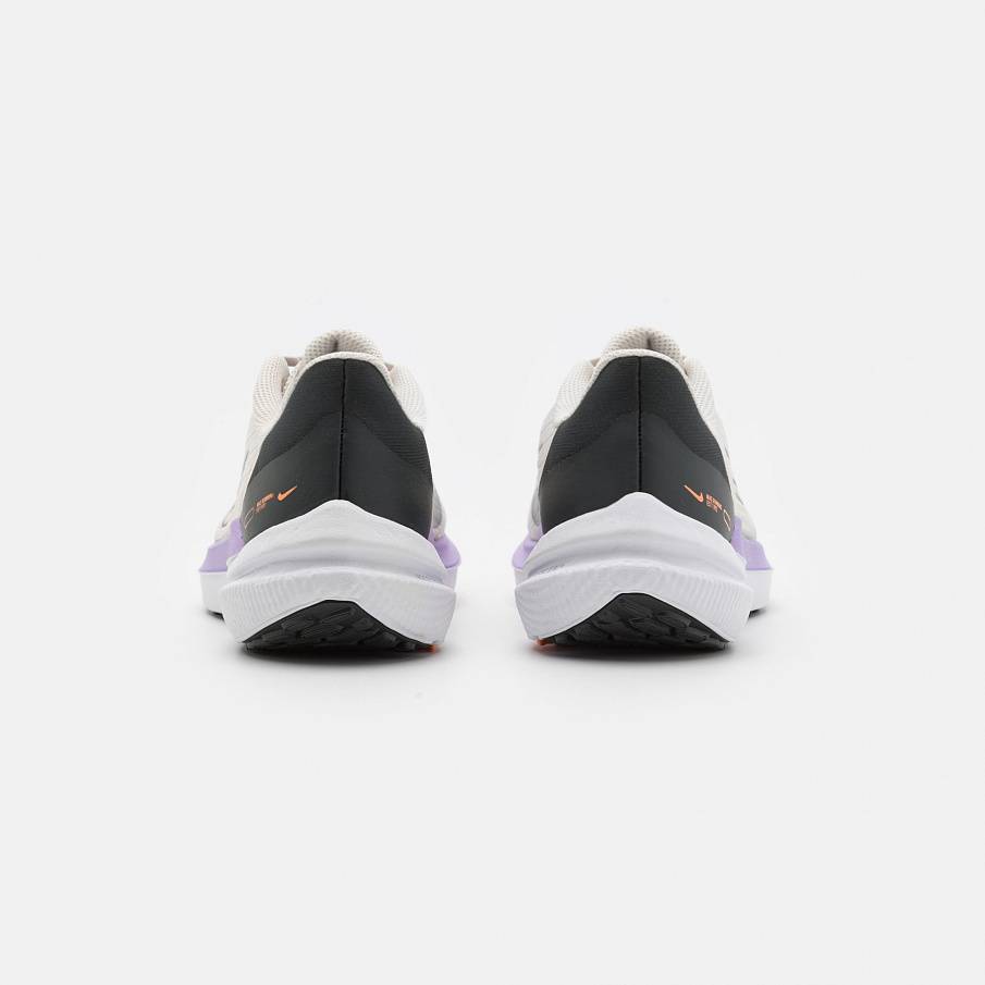 Фото № 3 с приближением к товару «‎Nike Wmns Air Winflo 9»