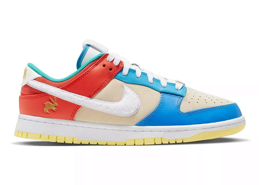 Фото № 1 с приближением к товару «‎Nike Dunk Low Retro PRM Year of the Rabbit Blue Orange Cream»