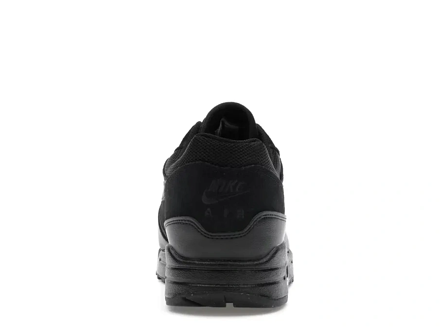 Фото № 4 с приближением к товару «‎Nike Air Max 1 Essential»