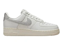 Фото № 1 с приближением к товару «‎Nike Air Force 1 07 Summit White Sail White Metallic Silver»