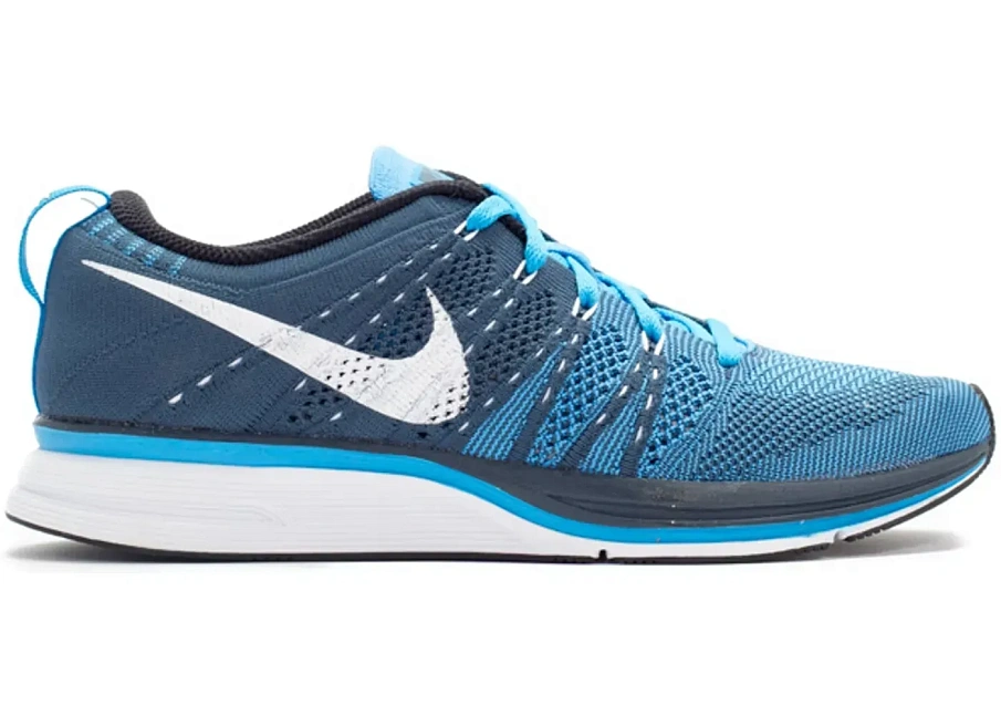 Фото № 1 с приближением к товару «‎Nike Flyknit Trainer+»