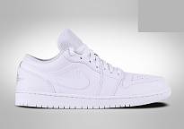 Фото № 1 с приближением к товару «‎Nike Air Jordan 1 Retro Triple »