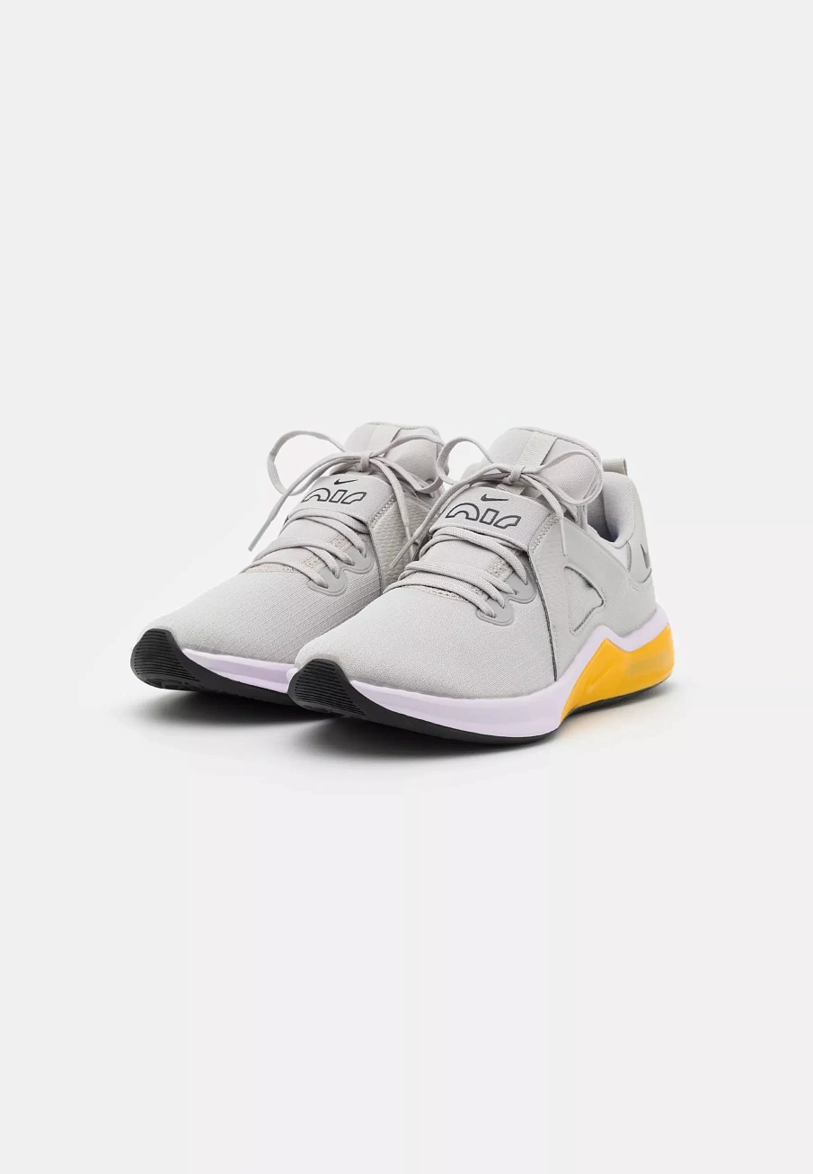 Фото № 3 с приближением к товару «‎AIR MAX BELLA TR 5»