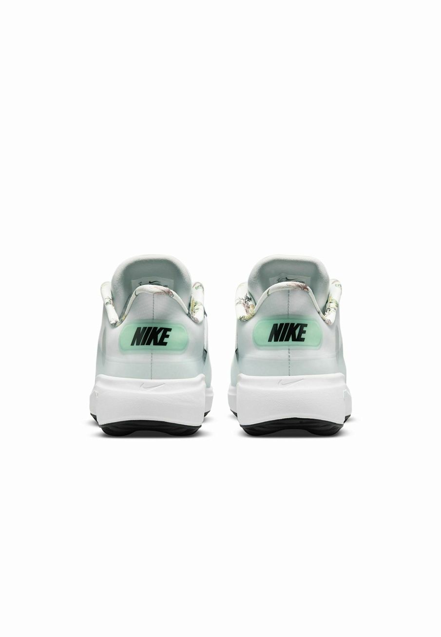 Фото № 4 с приближением к товару «‎Nike React Ace Tour»