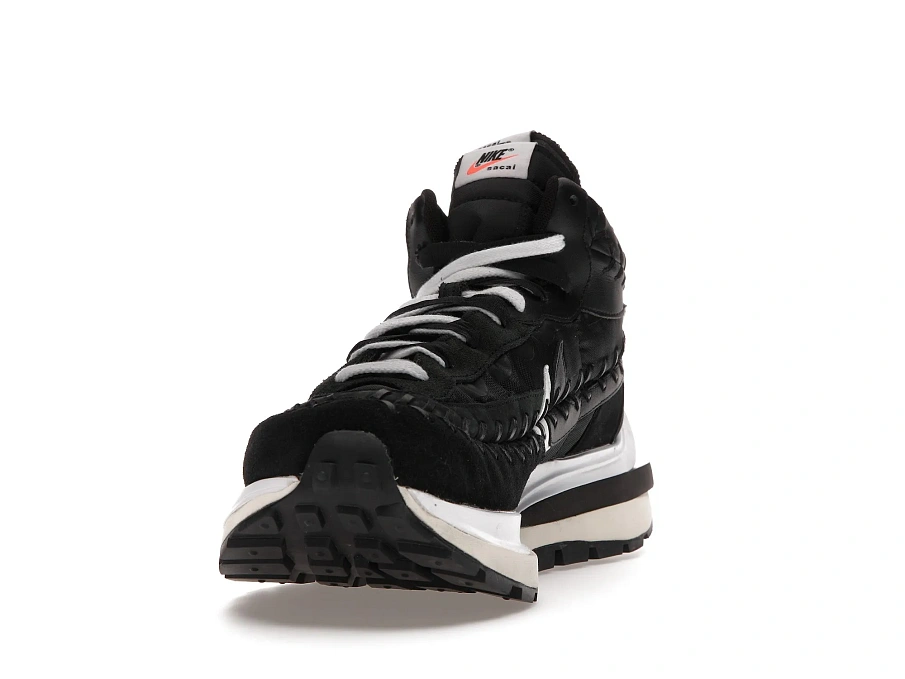 Фото № 2 с приближением к товару «‎Nike Vaporwaffle sacai Jean Paul Gaultier Black White»