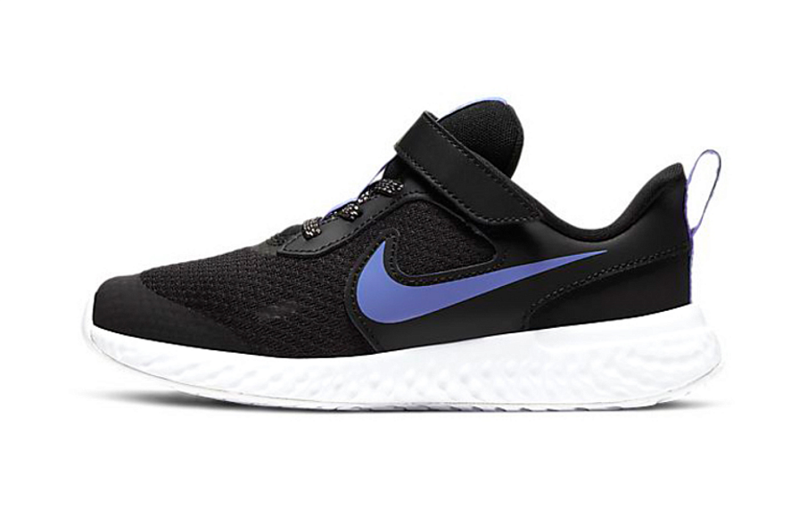 Фото № 1 с приближением к товару «‎Nike Revolution 5 Glitter Little Kids' Running Shoe»