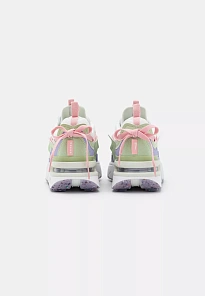 Фото № 4 с приближением к товару «‎AIR MAX FURYOSA»