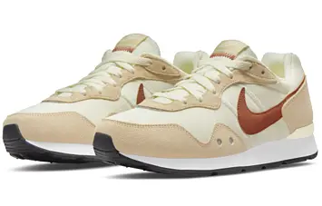 Nike Wmns Venture Runner Wide 'Coconut Milk' Coconut MilkRugged Orange (DM8454-105) - 4
