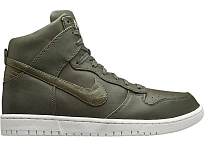 Фото № 1 с приближением к товару «‎Nike Dunk Lux»