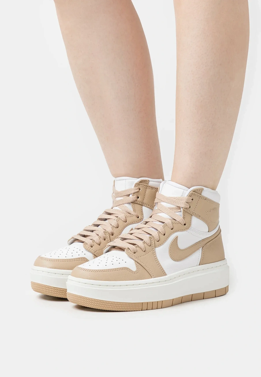 Фото № 2 с приближением к товару «‎AIR JORDAN 1 ELEVATE »