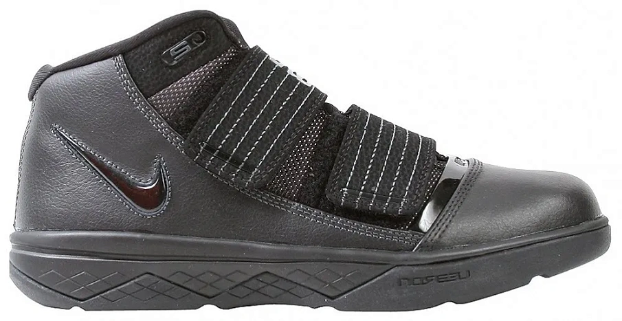 Фото № 1 с приближением к товару «‎Nike Zoom Soldier III Stealth»