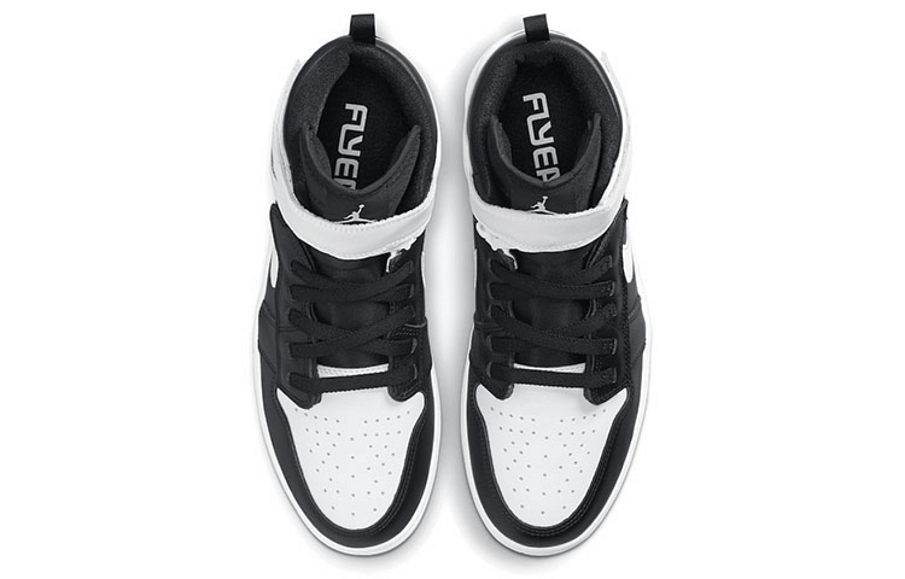 Фото № 4 с приближением к товару «‎Jordan Air Jordan 1 High FlyEase 'Black White'»