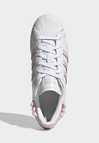 Фото № 4 с приближением к товару «‎Adidas Superstar W »