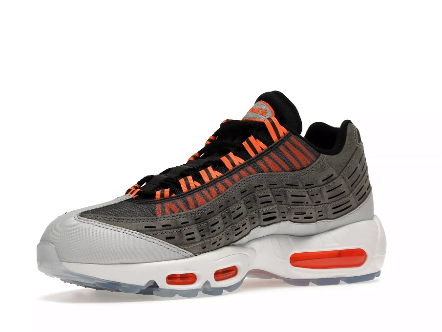 Фото № 4 с приближением к товару «‎Nike Air Max 95 Kim Jones Black Total Orange»