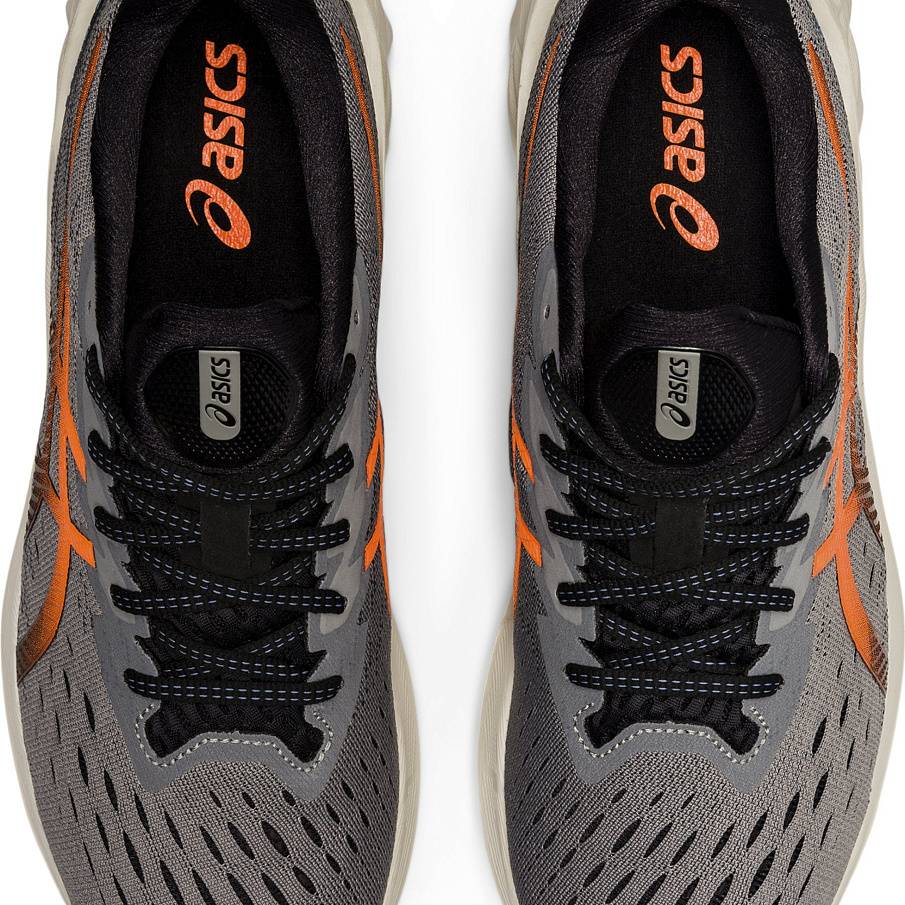 Фото № 3 с приближением к товару «‎Asics Novablast»